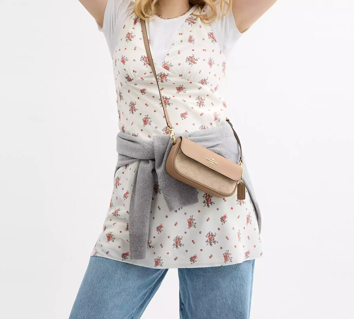 Hailey Flap Bag With Signature Canvas Dark Natural Multi Coach