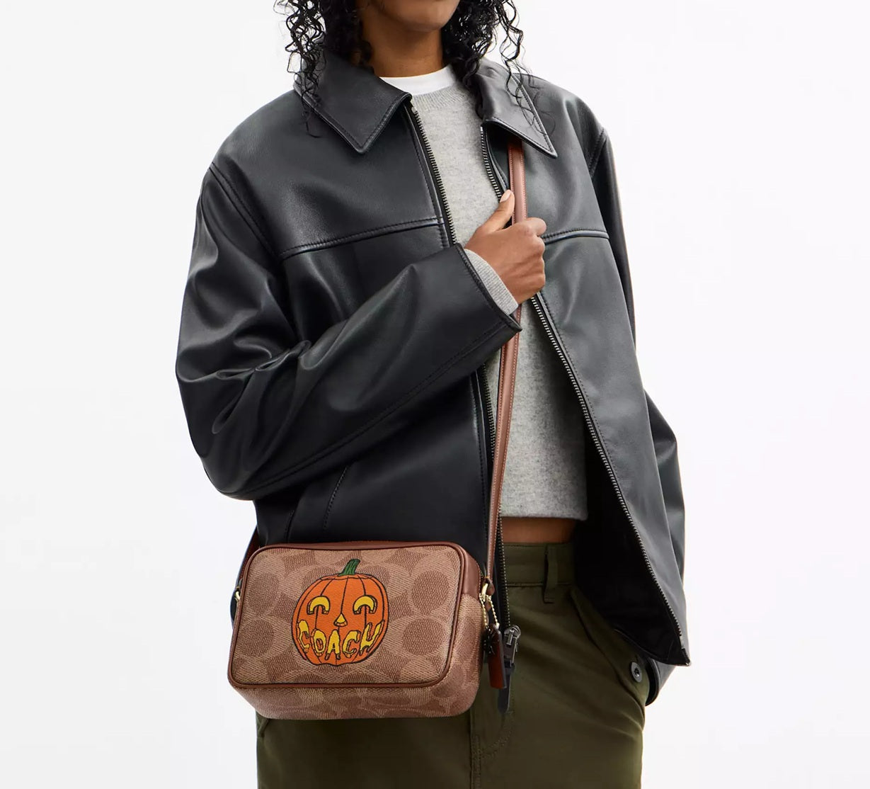 Jamie Camera Bag In Signature Canvas With Halloween Print Tan Coach