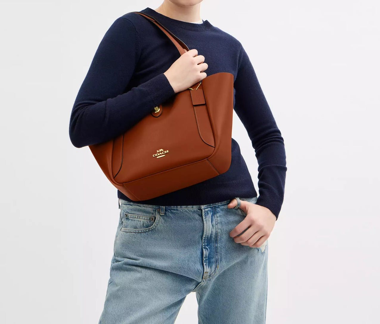 Hadley Turnlock Tote Bag Tan Coach