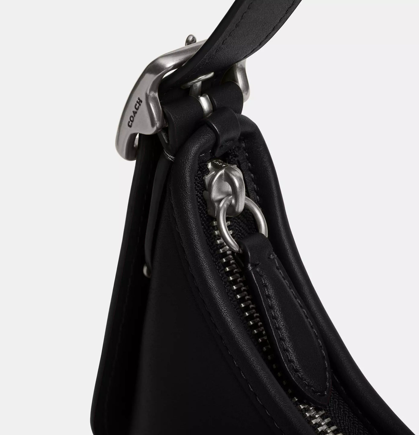 Hamptons Hobo Bag Black Coach