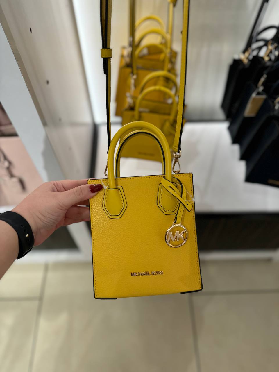 Mercer Extra Small Logo and Leather Crossbody Bag Yellow Michael Kors SERENDIPITY SHOPPER