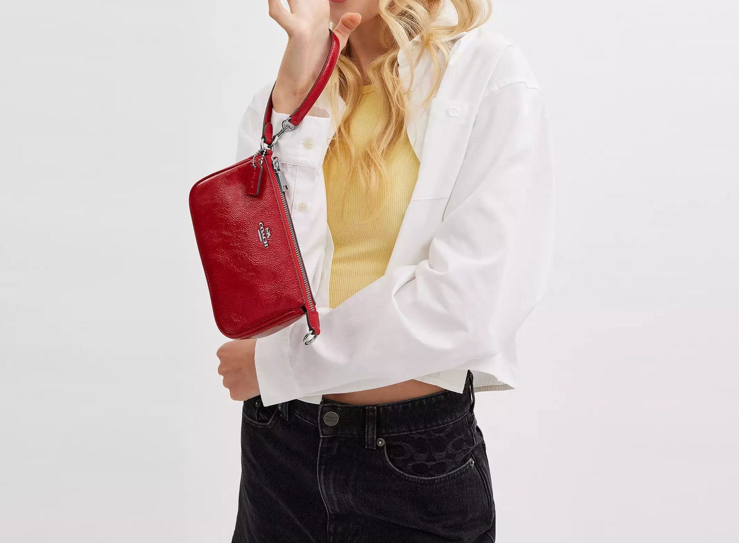 Nolita 19 Red Coach
