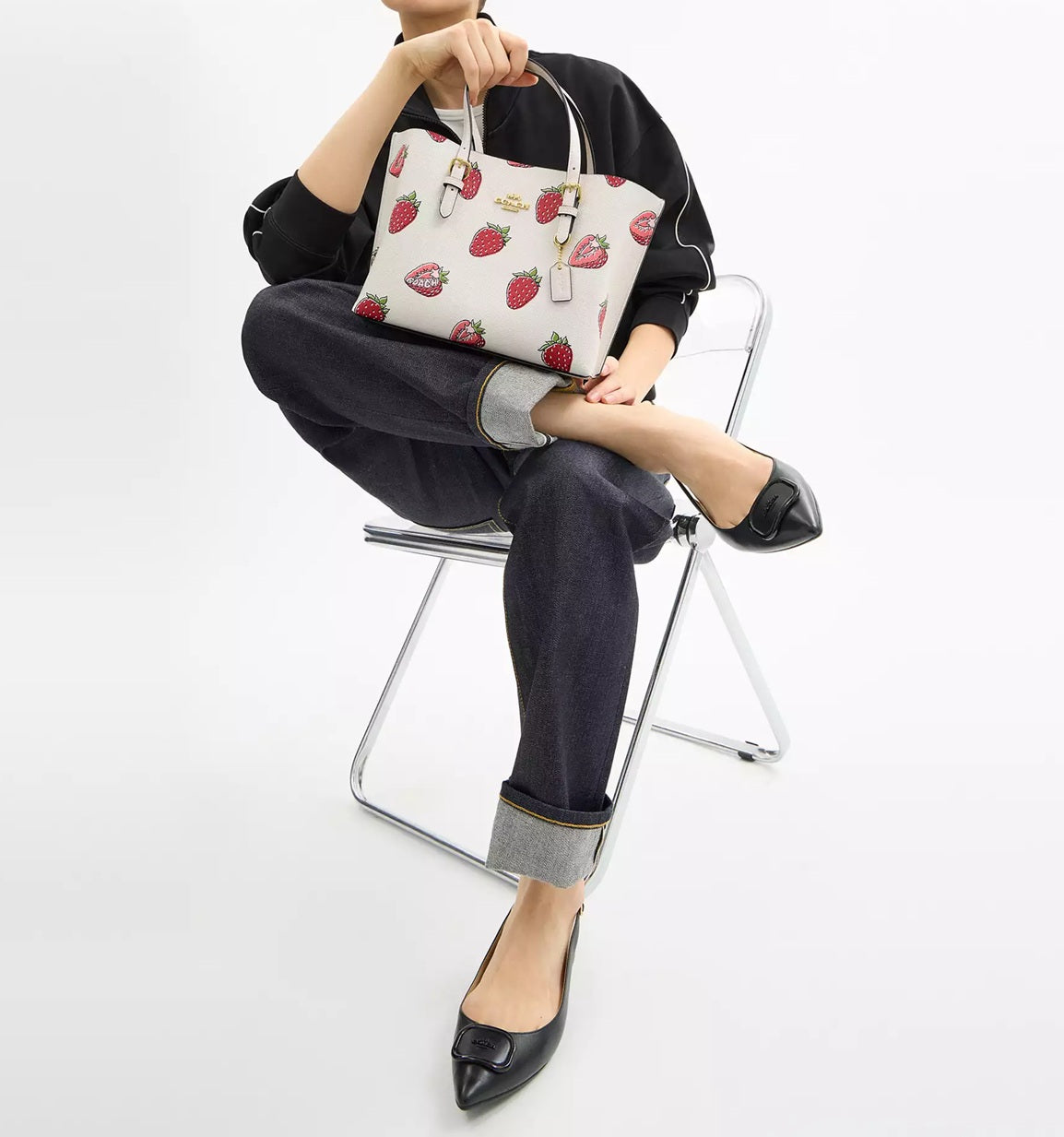 Mollie Tote Bag 25 With Strawberry Print Bag Chalk Multi Coach