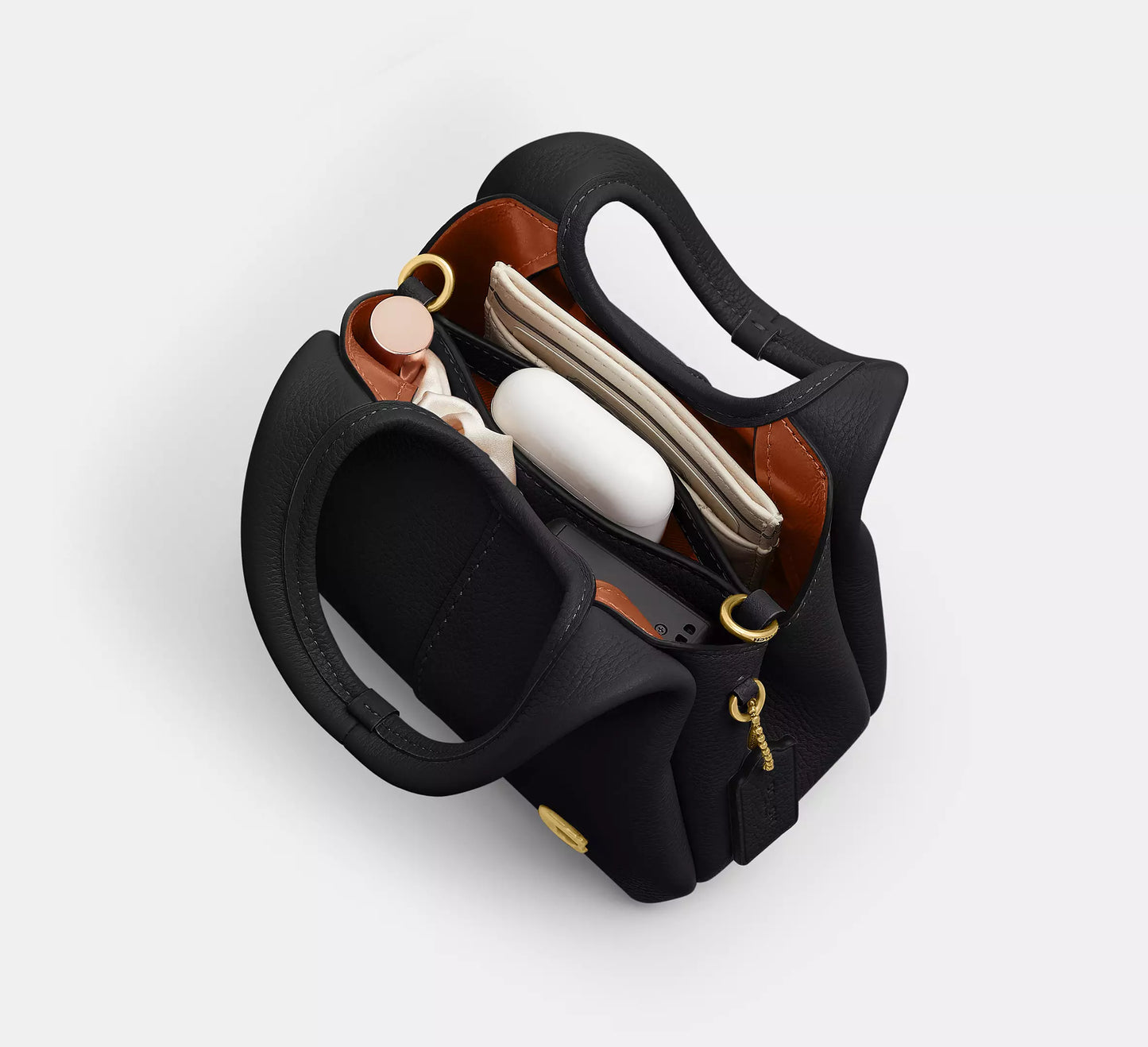 Lana Shoulder Bag 19 Black Coach