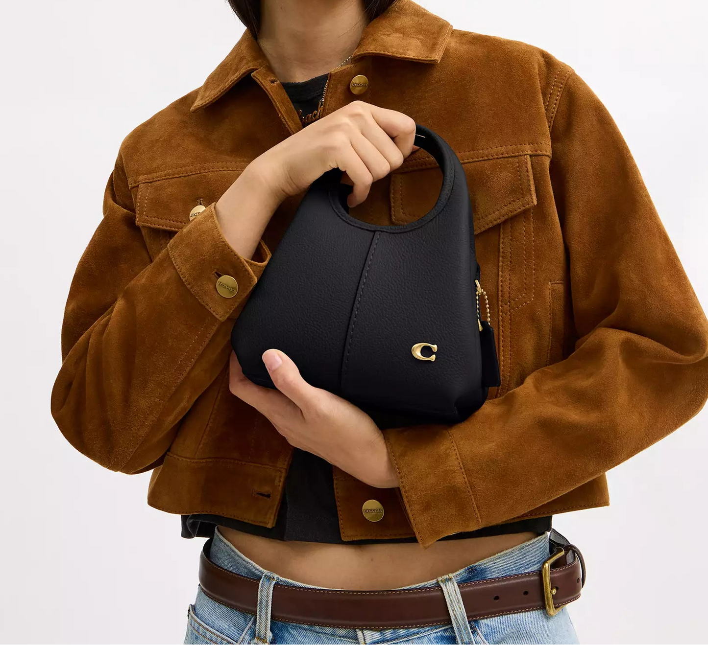 Lana Shoulder Bag 19 Black Coach
