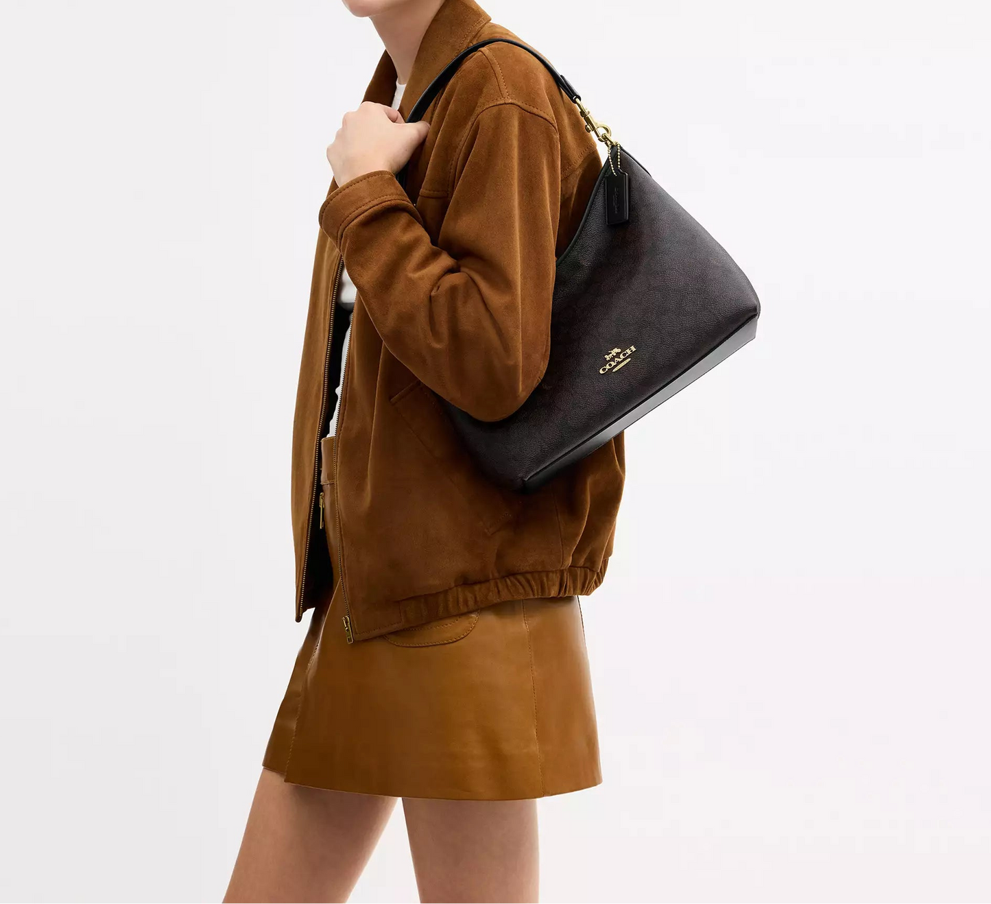 Laurel Shoulder Bag In Signature Canvas Coach